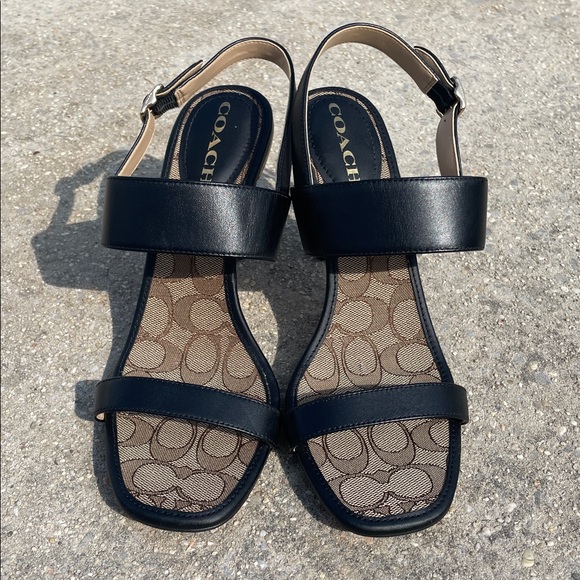 Coach Rori Heels - Picture 2 of 10